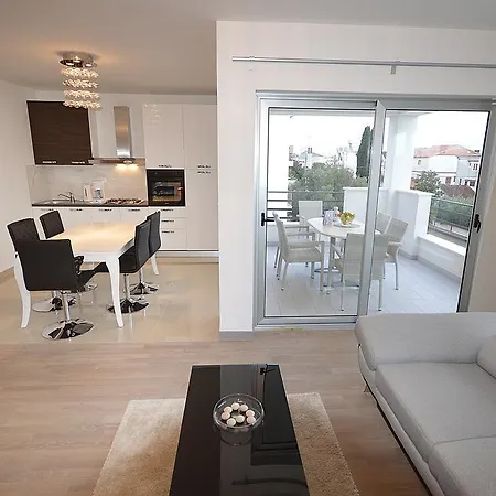 Apartment Airin Апартаменты Задар