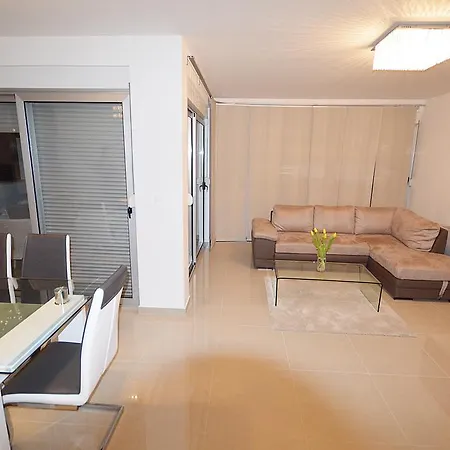 Апартаменты Apartment Airin